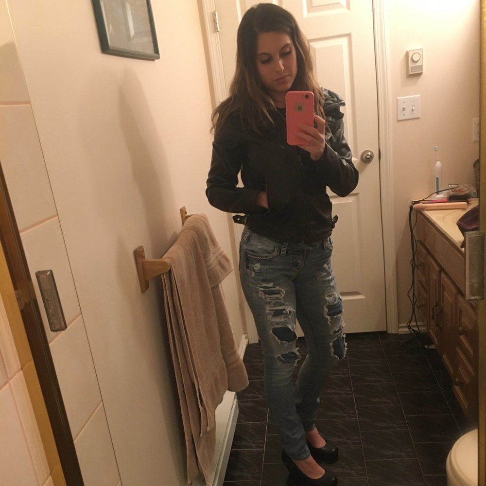 Silver jeans factory ripped